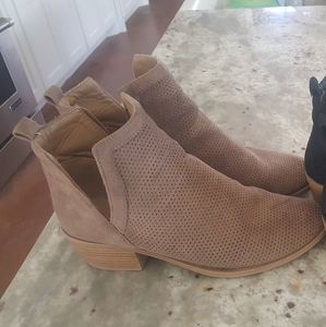 Suede brown booties